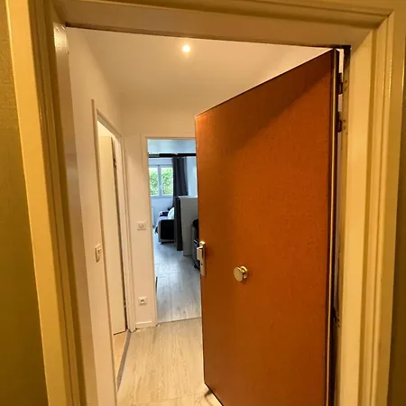 Apartment Studio Le Bourget,